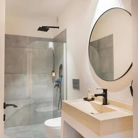 Hotel Artotel