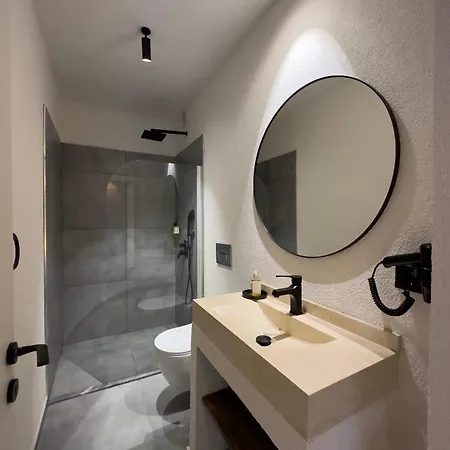 Artotel Hotel