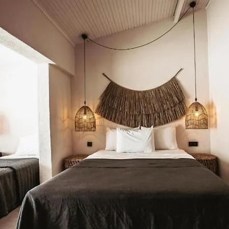 Artotel Hotel