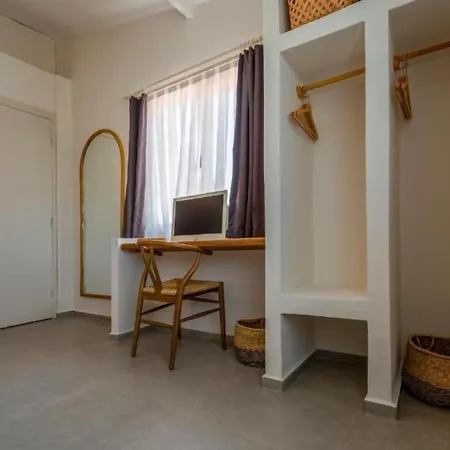 Artotel Отель *