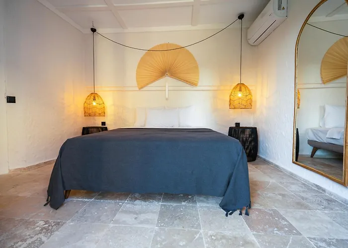 Artotel Hotel